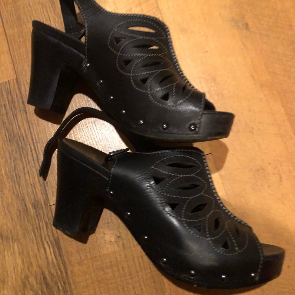 Dansko Sandals - Picture 2 of 5